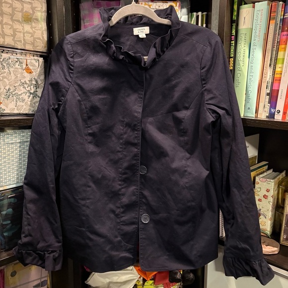 Size 4 lined blue jacketed with ruffles - Picture 2 of 6